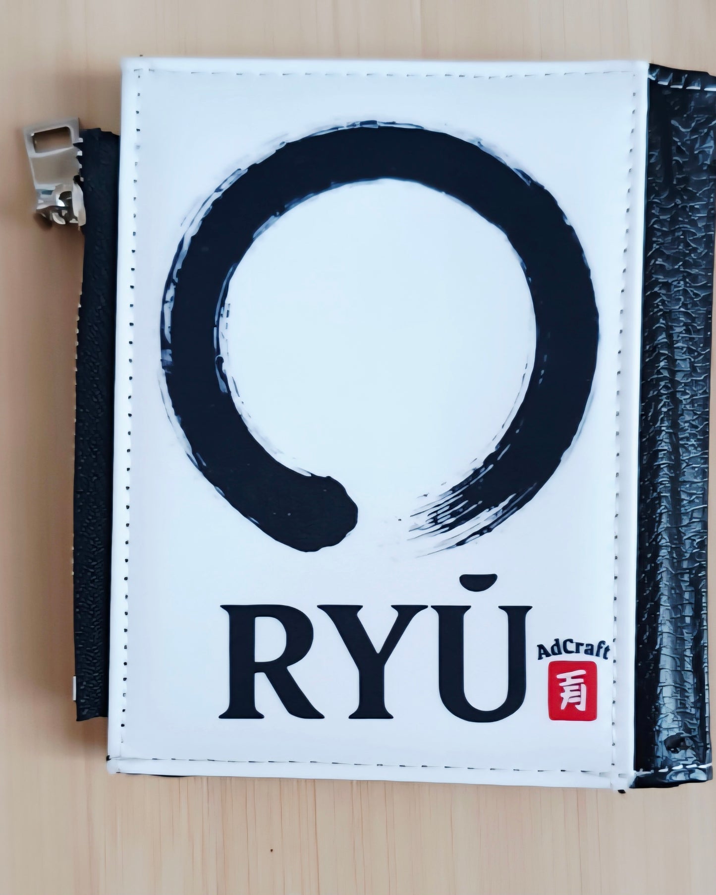 Portafoglio RYŪ doppia grafica drago e logo